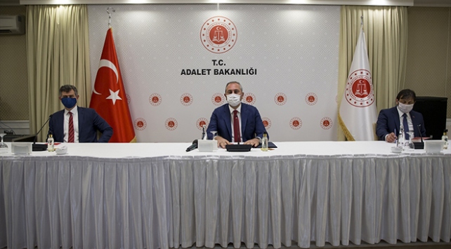 Adalet Bakanı Gül, 31 ilin baro başkanı ile bir araya geldi