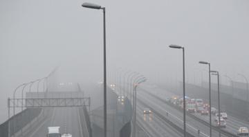 İstanbul’da etkili olan sis Etkisi gösterdi