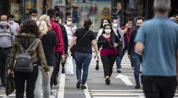 Ankara’da maske takmayan 1045 kişiye 940 bin 500 lira para cezası