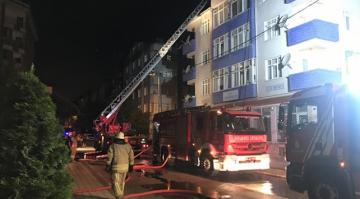 İstanbul Sancaktepe’de bir binada yangın