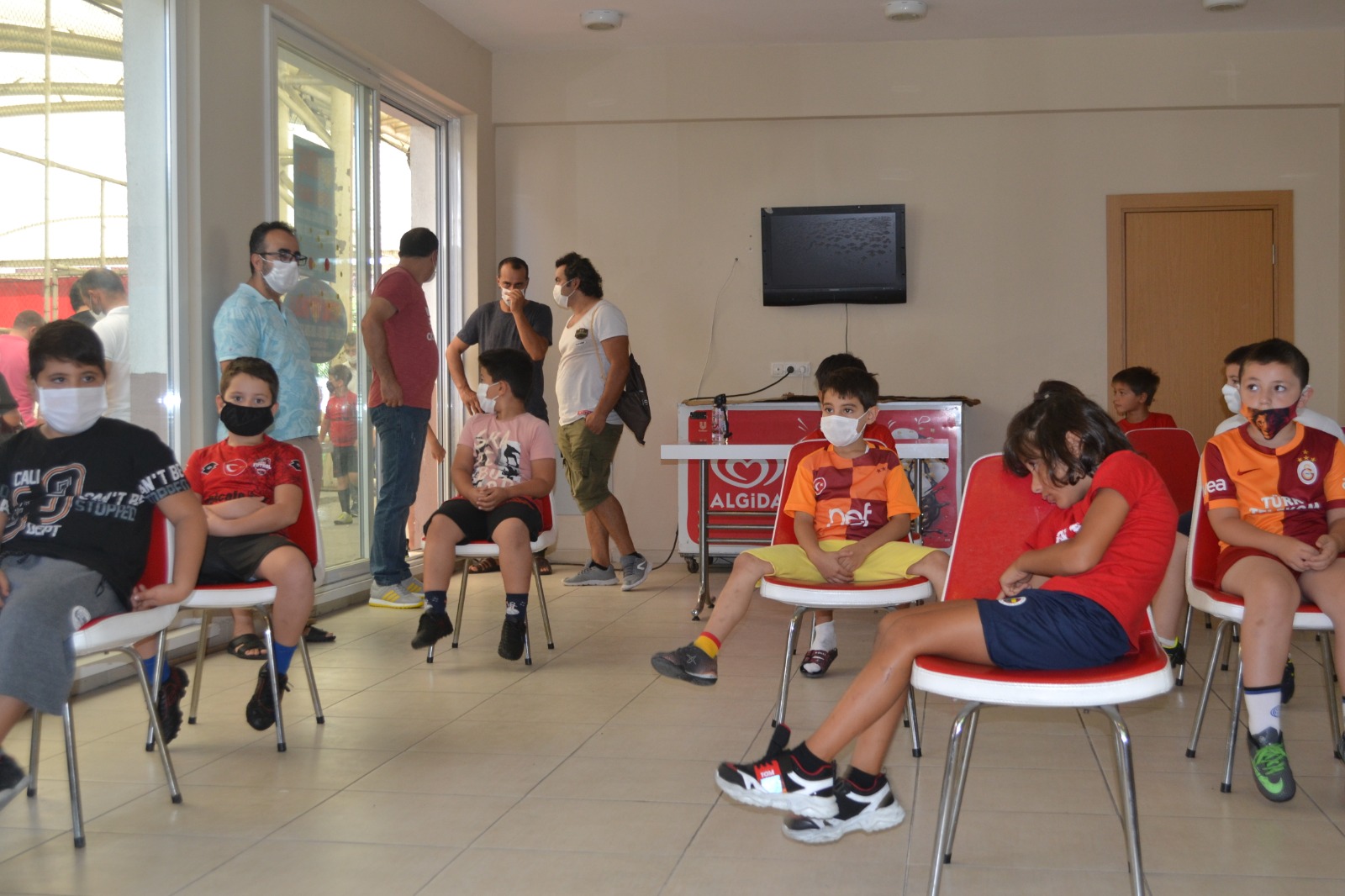 Kıraç Futbol Okulu Tedbirli