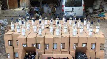 Bolu’da 1110 litre etil alkol ele geçirildi