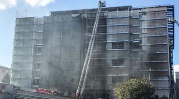 İstanbul Tıp Fakültesi’ndeki inşaatta yangın çıktı