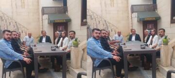 “Gazeteciler Günü’nde Onur Verdiniz”: Anahtar Partisi’nden Uygur Medya’ya Ziyaret